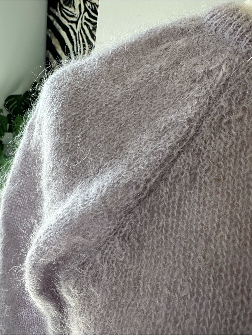 Women's Crew Neck Mohair-Blend Sweater in Soft Lilac - Picture 4 of 9